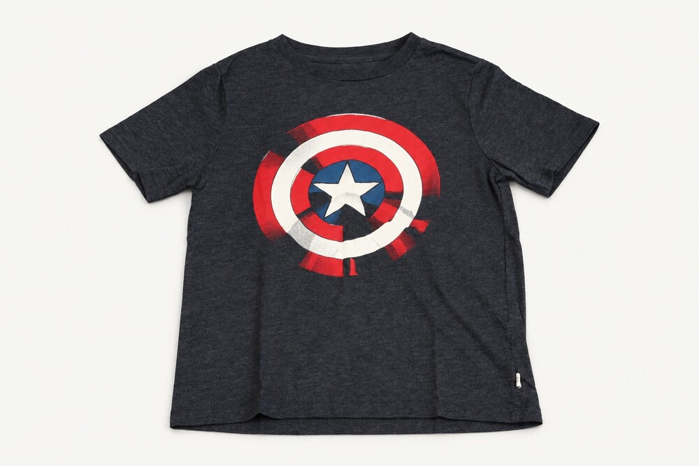 GAP Captain America T-Shirt Dark Gray/blue Short Sleeve Graphic Tee